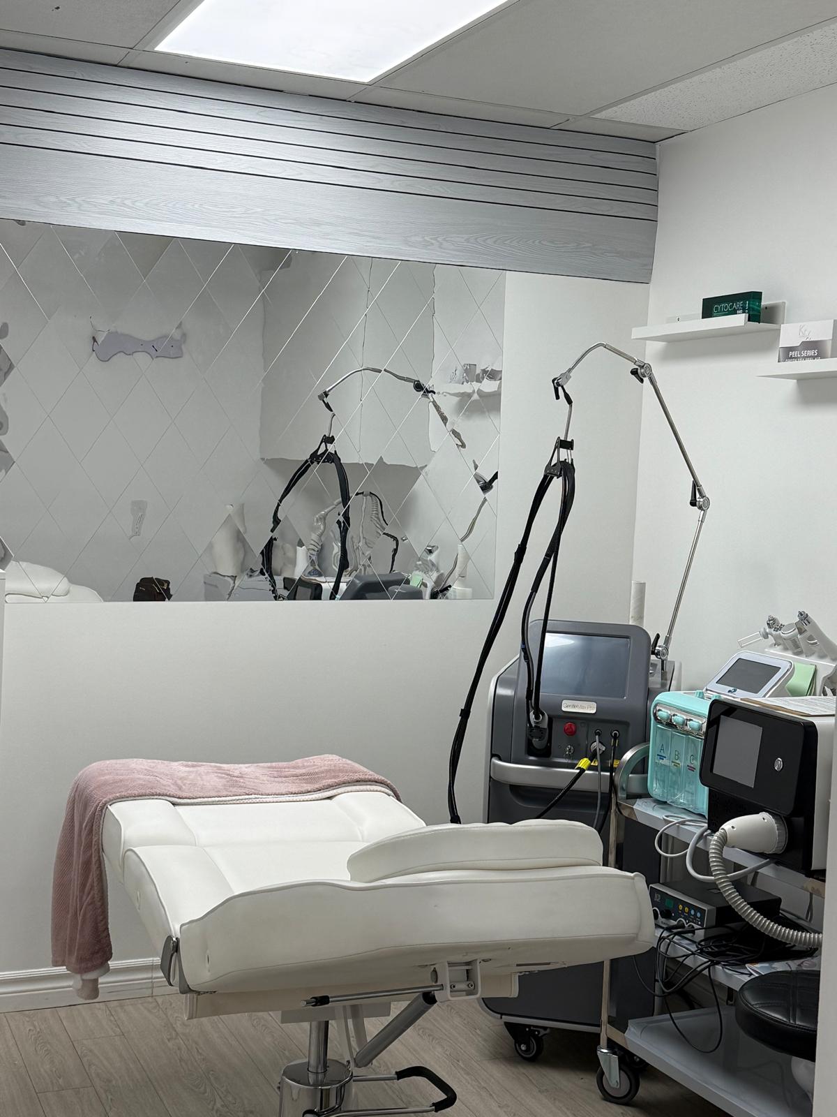Sonia Cosmetic Clinic North York โ clinic interior
