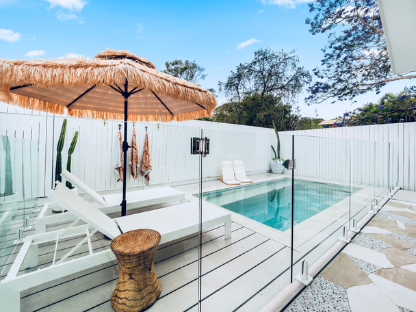 Pool Loungers