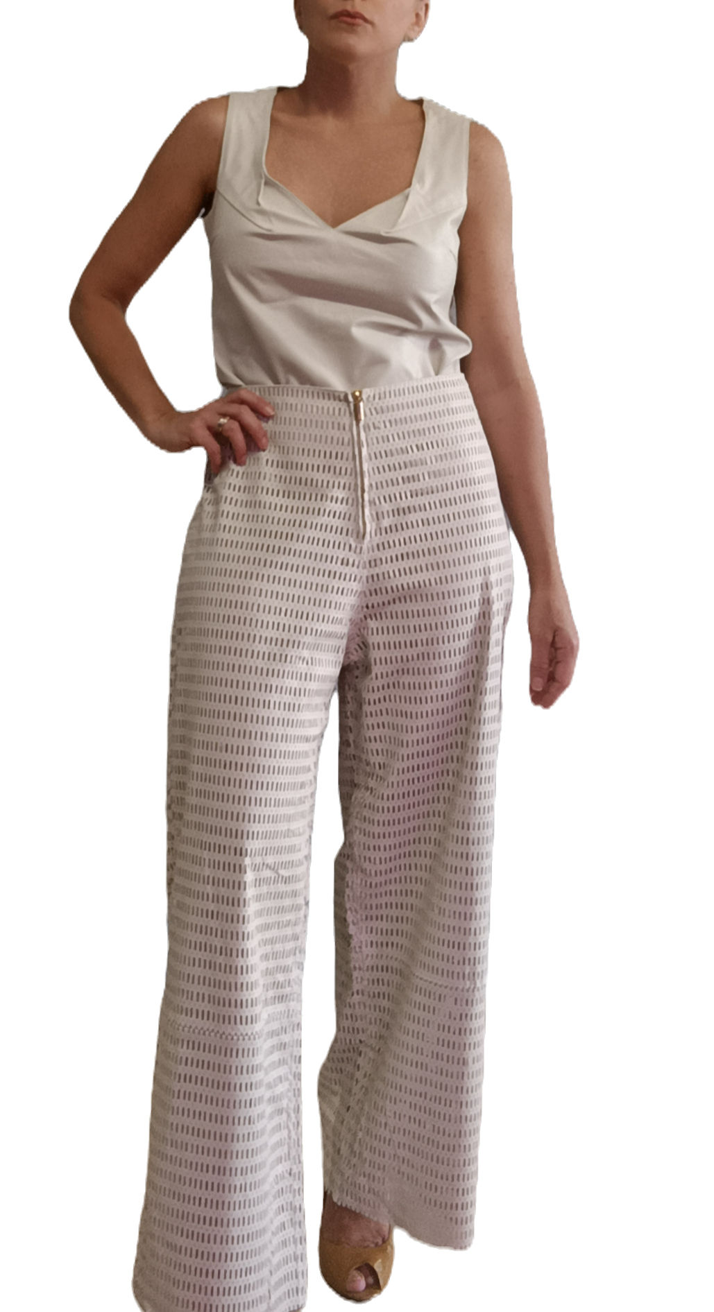 Calça de Couro Pelica Vazado Pantalona