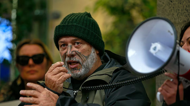 4Y7H5F5RXBFSVG32JZF7TYUYOY copy.jpg