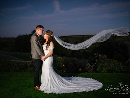 {Previews} Kirsty & Scott | Kingscote Barn