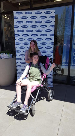 35329816_2067083256868656_40818931051570