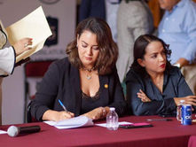 El Ejecutivo debe promulgar de manera rápida y eficaz los decretos aprobados por el Legislativo