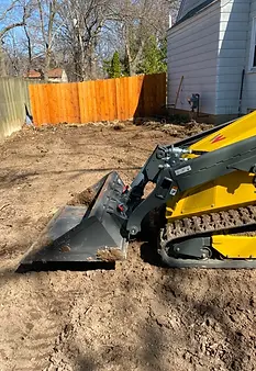 Zenith-Equipment-Rentals-New-Berlin-WI-wacker-neuson-sm100-mini-skid-steer-03.webp