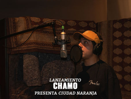 Chamo presenta 'Ciudad Naranja', un EP personal que explora la bipolaridad de Bogotá