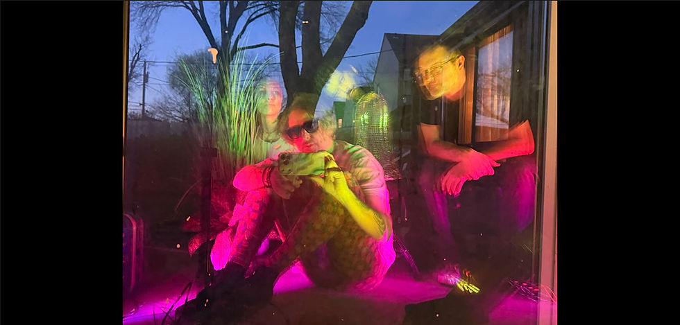 RxGhost incorpora la guitarra de Jen Kean en “Subway”
