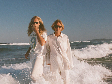 Babe Rainbow extiende una suite de seis minutos en “Acid and Honey”