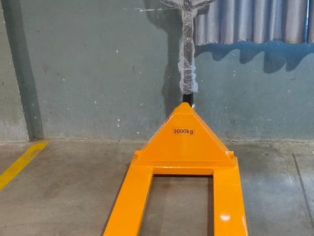 Hand Pallet Truck Manufacturer In Bangalore .