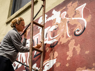 Mural restoration continues in Silverton as city shapes arts rules