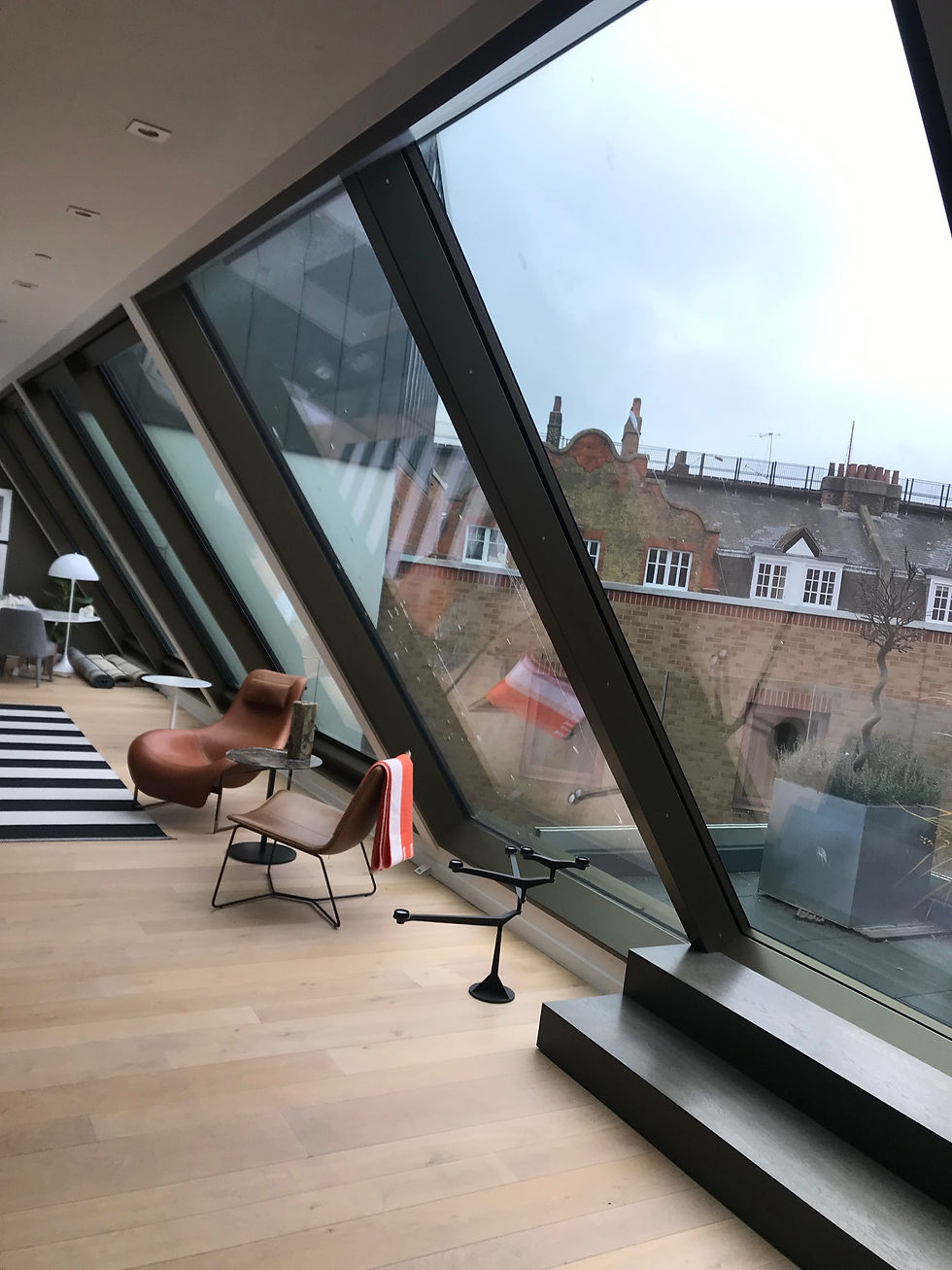 Lean-to glazing