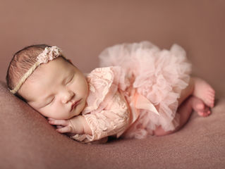 Fiona's Newborn shoot 
