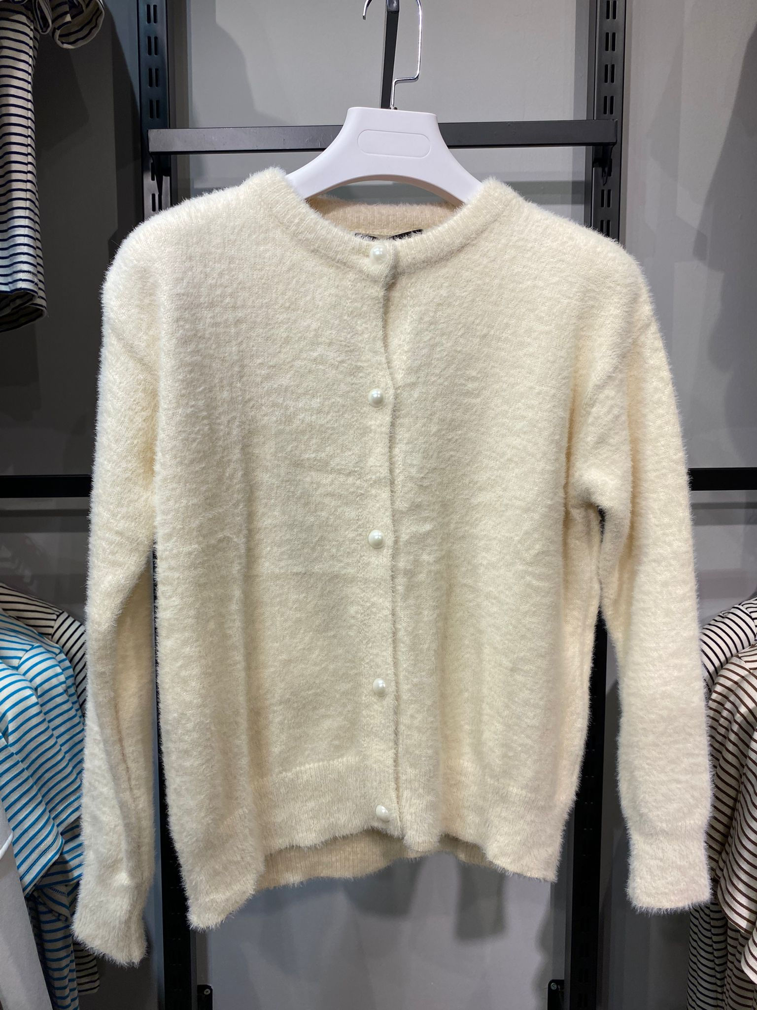 Kadın Düğmeli Kazak