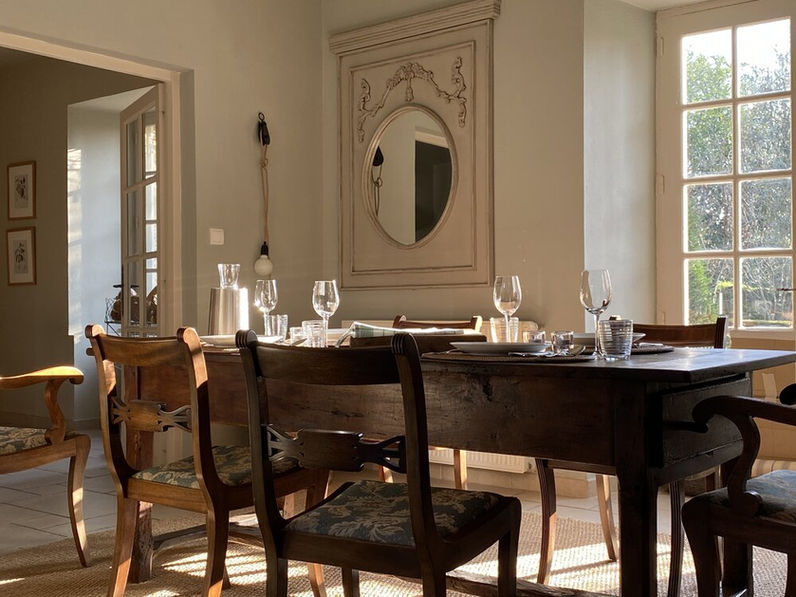 Le-Plassial-een-romantisch-en-karakteristiek-en-pierre-huis.jpeg