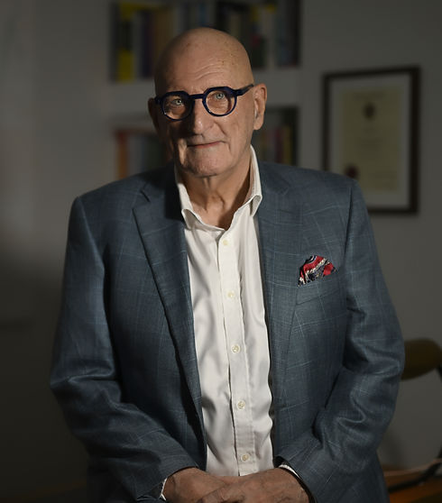 AP office portrait 2 RGB.jpeg