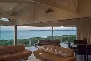 house on the beach at kangaroo island