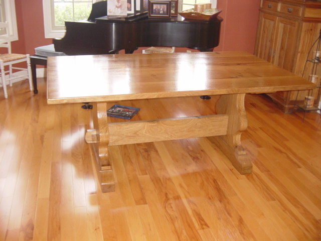 Bur Oak Table310.JPG