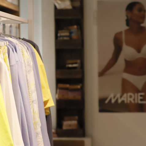 - Laschiva Lenzerheide – Lingerie und Unterwäsche für Damen und Herren