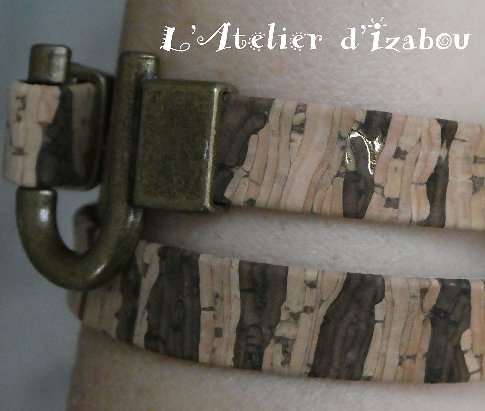 Miniature : Bracelet femme original en liège double tour et fermoir fer à cheval en bronze