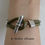 Miniature : Bracelet chic et original cuir rond kaki et son passant industriel, fermoir croc