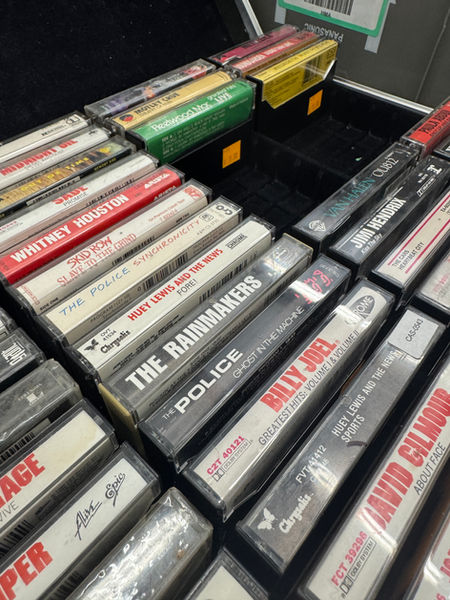 6Heavy Heads Records Record Store Springfield MO Missouri Vinyl CD Cassette VHS Buy Sell Trade.JPG
