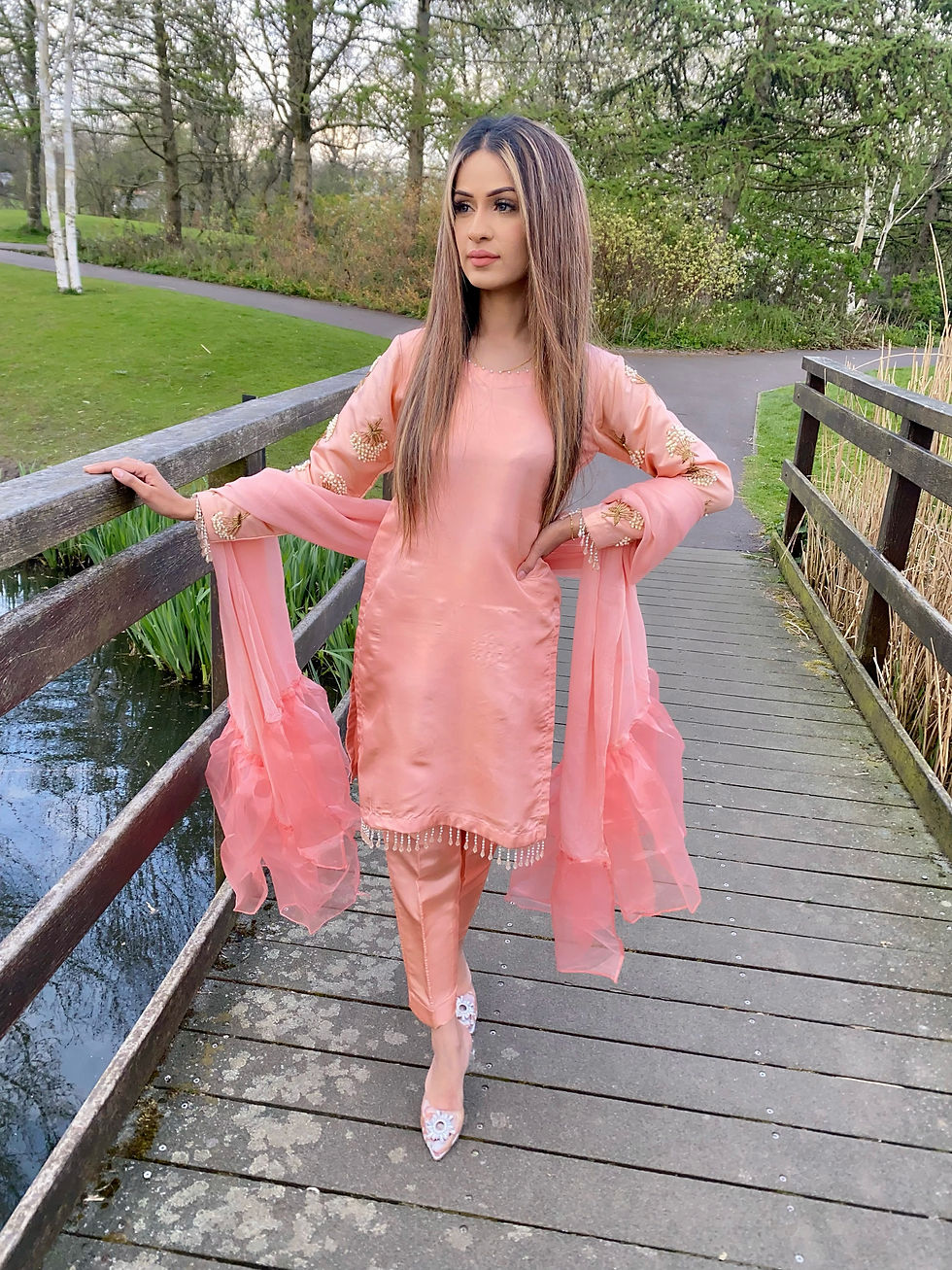 Thumbnail: Rose  - PRET BY INSA 