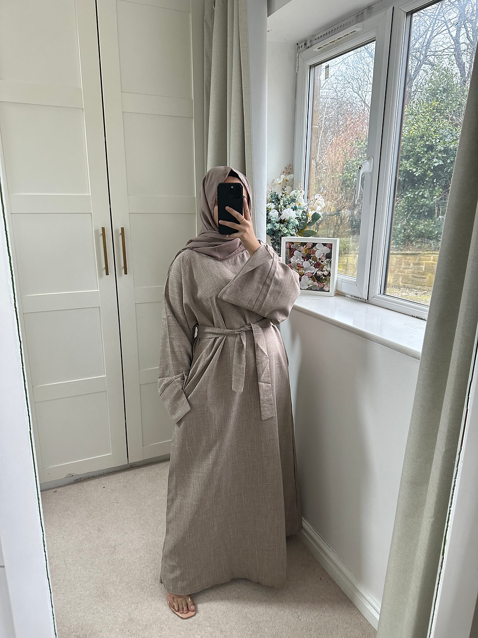 Thumbnail: SAARA Abaya 