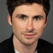 Jennifer Dean Headshot 2.jpg