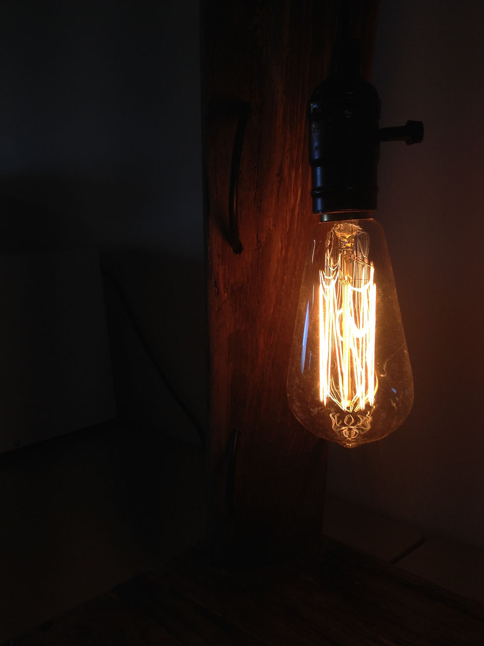 Thumbnail: Jensen Lamp