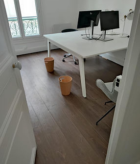 Nettoyage d'un bureau moderne Proclean debarras et nettoyage a paris et iles de france