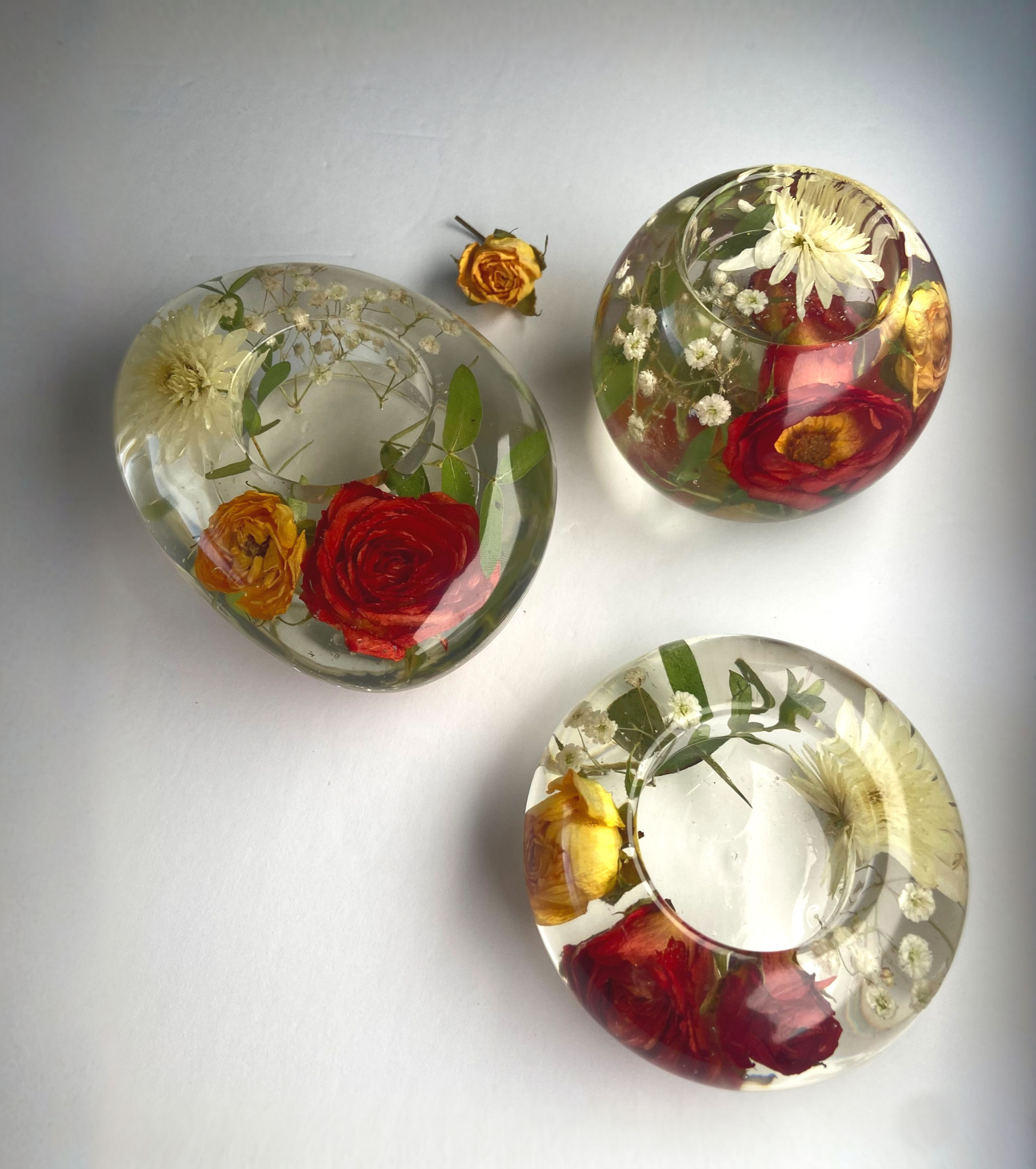 Round Tea Light Candle Holders 3pcs