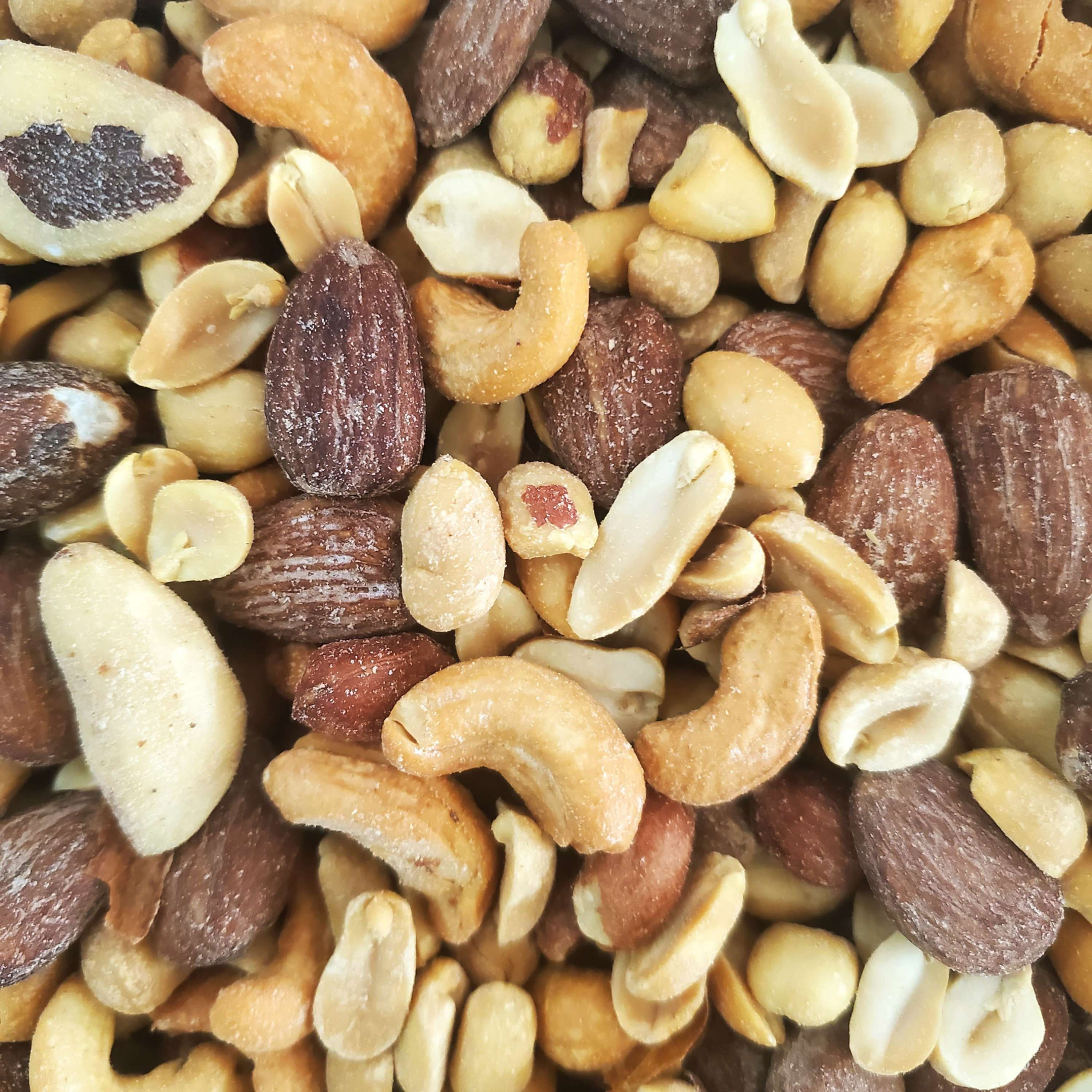 Salted Mixed Nuts (per 100g)