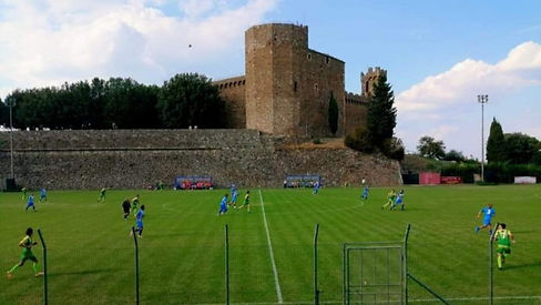 campo-sportivo-montalcino-696x392.jpg