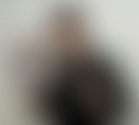 PHOTOS: Darius Wins Best Male Singer, December 2004