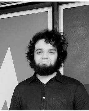 Abe Moss Headshot.jpg