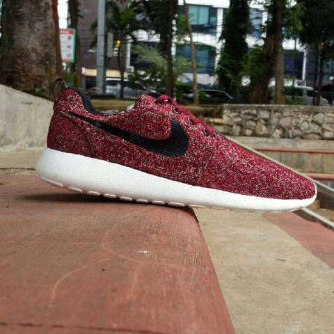 Thumbnail: Nike Roshe Run