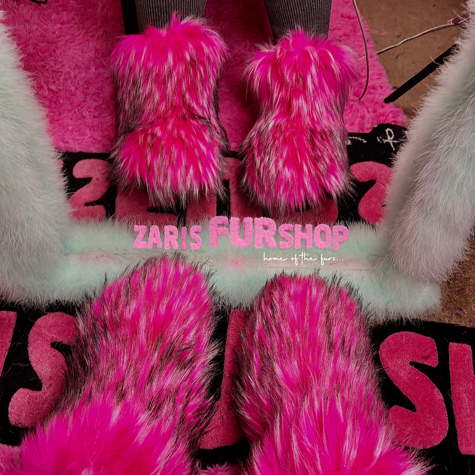 Miniature : Hot Pink Faux Winter Raccoon Boots