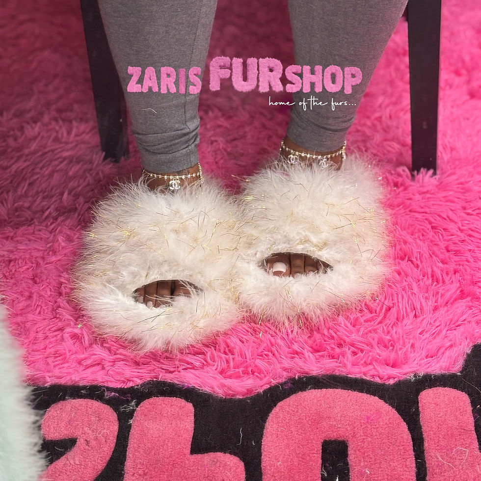 Thumbnail: White With Glitter Custom Babe Open Toed Slippers