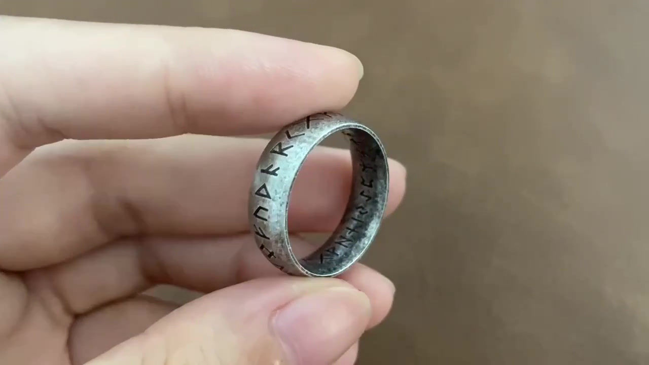 Bague nordique rétro Viking Rune pour hommes et femmes en acier inoxydable