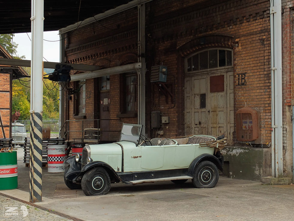 A Legend at Rest: The Citroën B14 in the Workshop Yard
