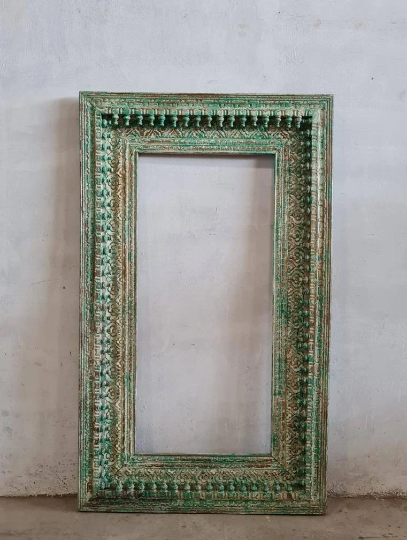 Thumbnail: The Padmaram Spindle Mirror