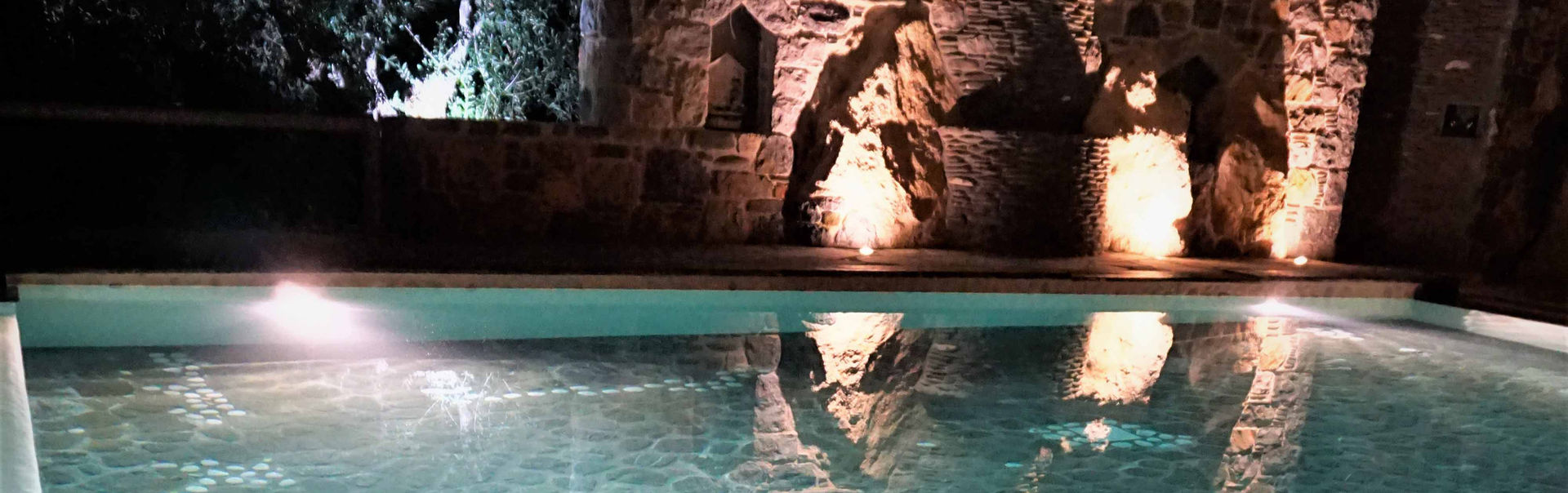 Pool. Outdoors dining. Villa Michel-Angelo, vacational rentals, Karpathos, Greek Islands.