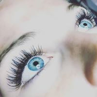 Beautiful Lash Extensions by Silhouette