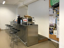 Umbau Büroräume Zürich: Barmöbel vor dem Umbau