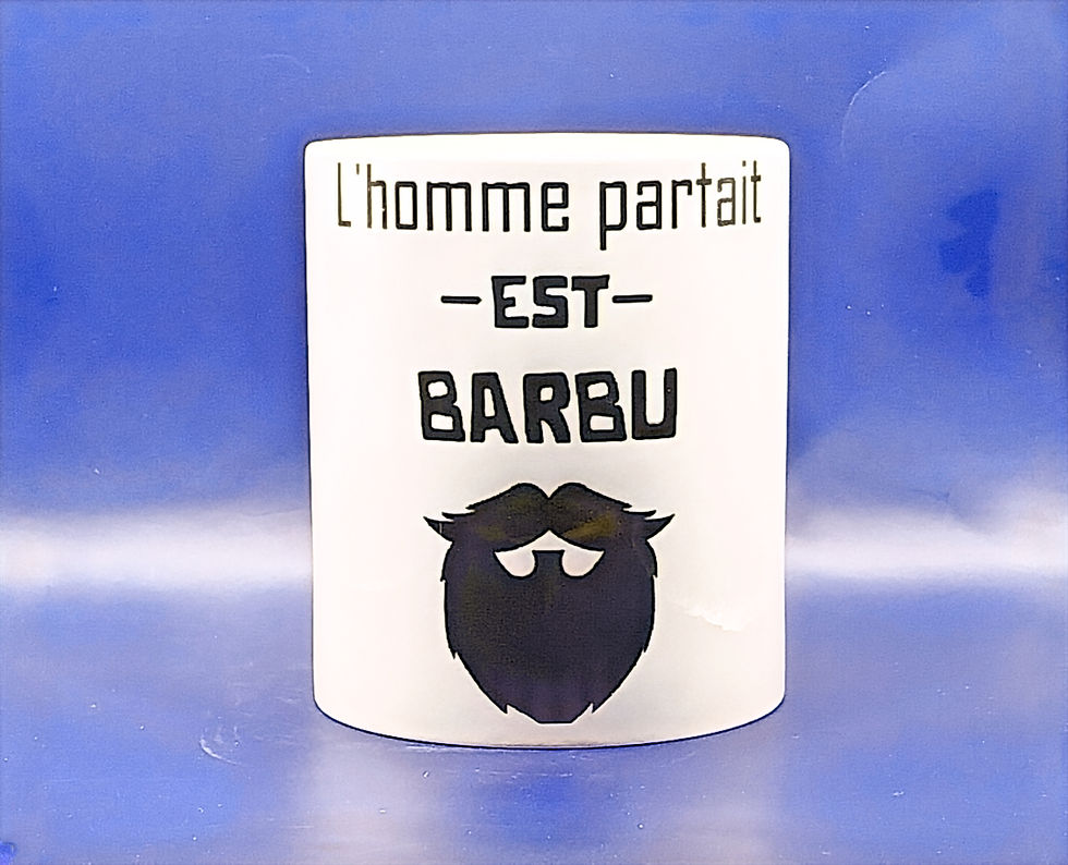 Mug blanc avec texte: L'homme parfait est barbu, motif barbe noire FLOCTOP.