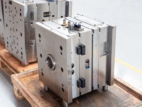 Should You Transfer Your Plastic Injection Molding Tools to a New Supplier?