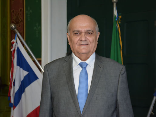 Dr. Márcio Brandão recebe título de Cidadão da Cidade de Salvador e medalha Thomé de Souza