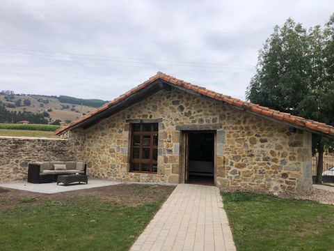 exterior cabellid casa rural alvarado.JPEG