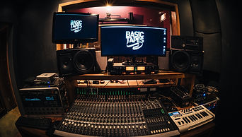 basic_tapes_stúdio_baixa_web-004-_600614