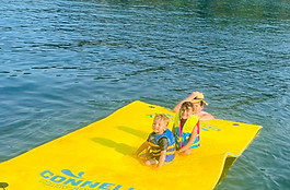 Broken Bow Lake Boat Rental Tour swimming lilly pad