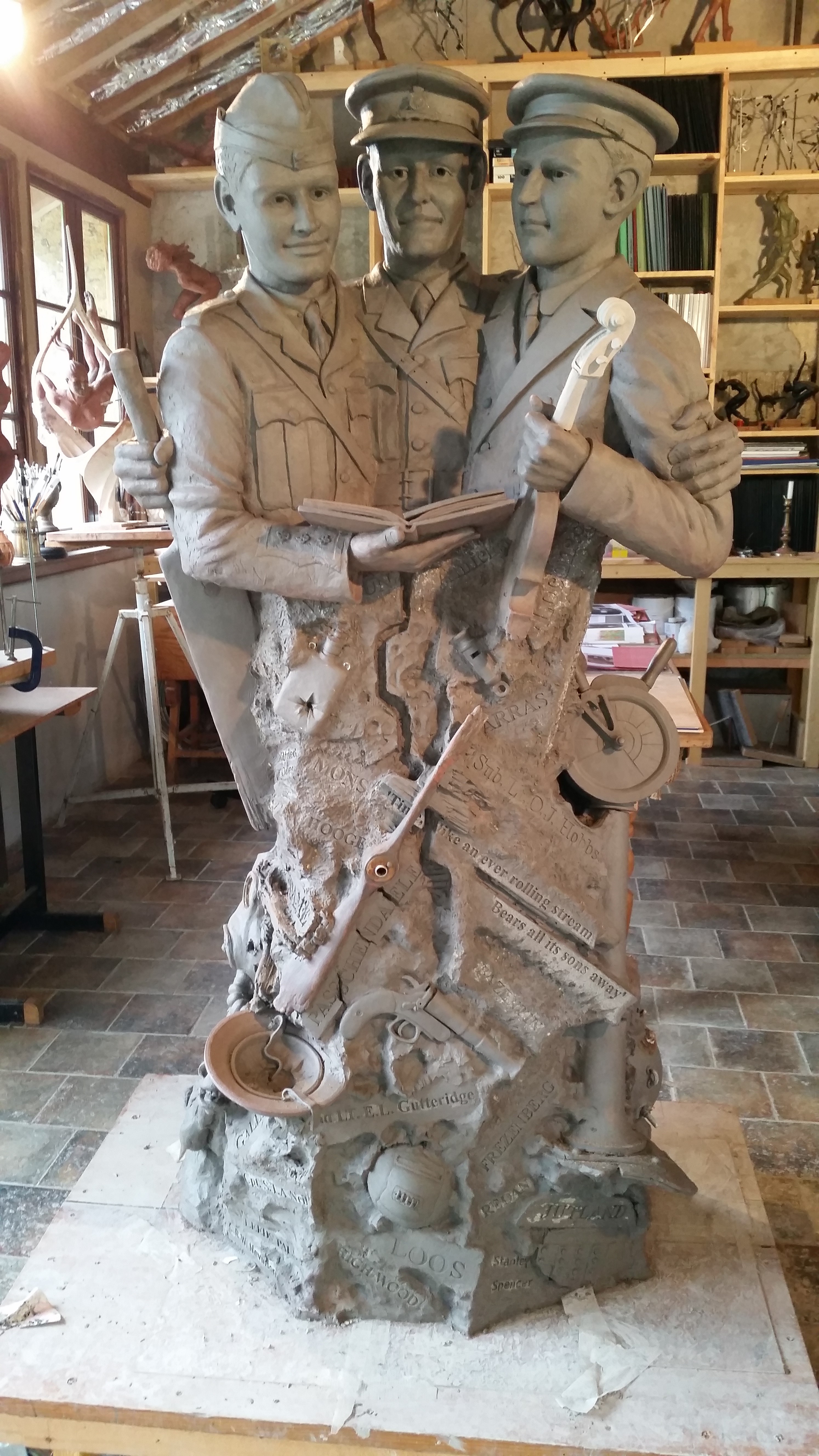 WAR MEMORIAL
